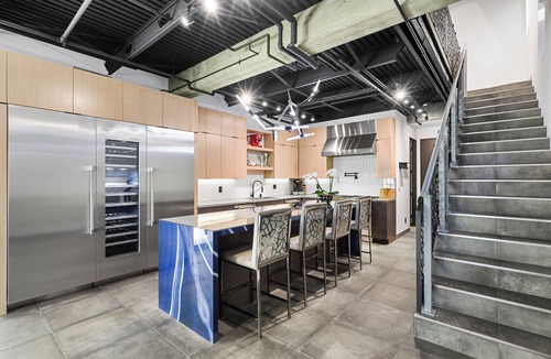 Eastside House | NEW & LUX Concrete Home: Minutes from the Beach +Garage