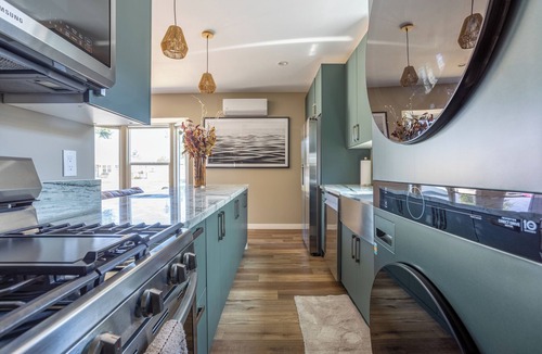 Los Angeles House | NEWLY Renovated 1 bed/1 bath!
