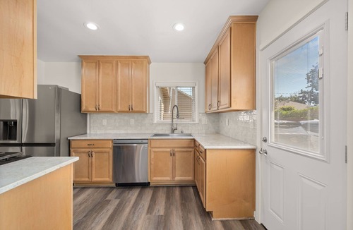 Harbor House | Newly renovated, modern 4-bedroom with Home Office & W/D next to Heartwell Park