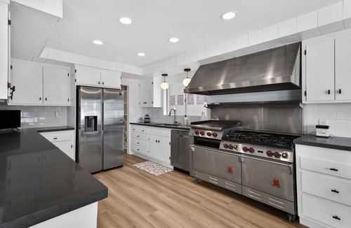 Harbor House | Newly updated 3-bedroom/3-bath beachfront house on the peninsula in Long Beach