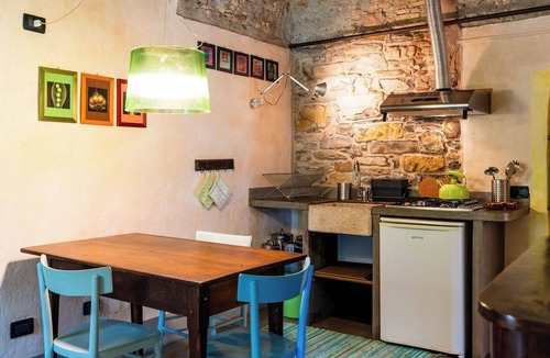 San Bartolomeo al Mare House | Nice apartment in villa for 4 guests with WIFI and pets allowed