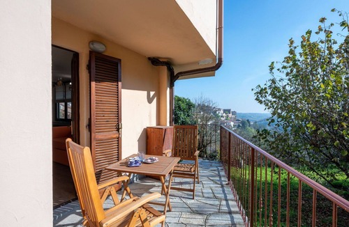 Castagnole Monferrato Apartment | Nice apartment for 4 people with pool, A/C, WIFI, TV and terrace