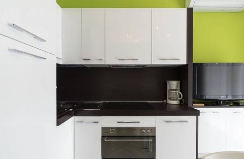 Aregai Apartment | Nice apartment for 4 guests with A/C, WIFI, TV and terrace