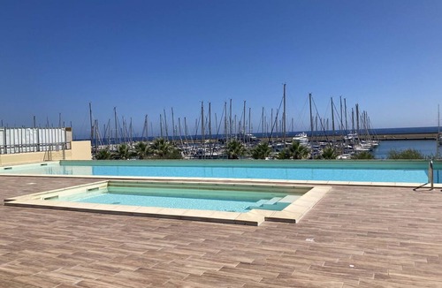 Santo Stefano al Mare Apartment | Nice apartment for 4 people with WIFI, A/C, terrace and pets allowed