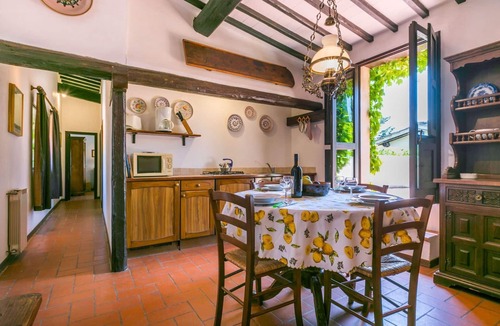 Colle di Val d'Elsa House | Nice apartment in villa for 4 guests with WIFI, pool, TV, terrace and panoramic view
