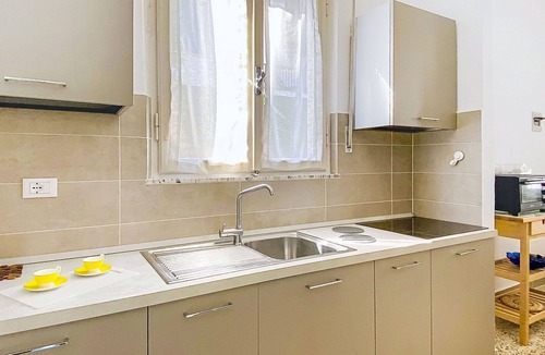 Castiglioncello Apartment | Nice apartment for 6 guests with WIFI, TV, patio and pets allowed