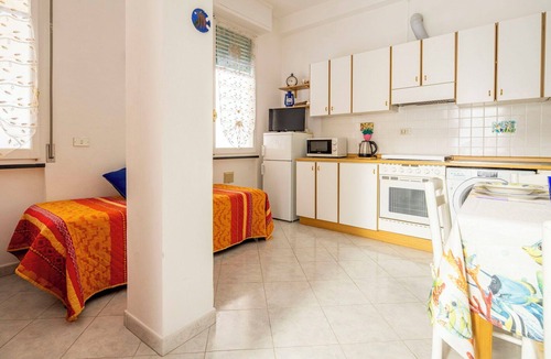 Cinque Terre Apartment | Nice apartment for 4 guests with WIFI, TV and pets allowed