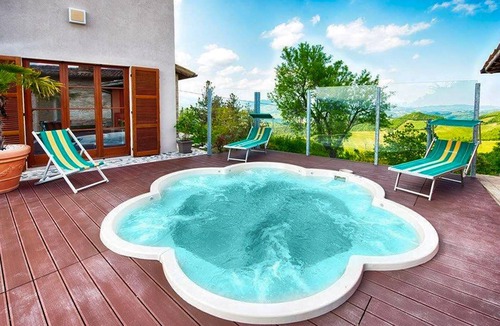 SantʼAngelo in Vado Apartment | Nice apartment in Sant'Angelo in Vado with WiFi