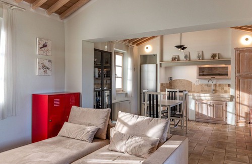 Scarlino Apartment | Nice apartment for 4 people with A/C, pool, WIFI, TV, terrace, pets allowed and panoramic view