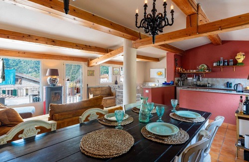 Airole Apartment | Nice apartment for 6 guests with A/C, WIFI, terrace, pets allowed and panoramic view