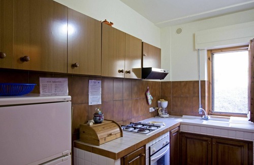 Paciano Apartment | Nice apartment for 7 guests with pool, WIFI, TV, patio and pets allowed