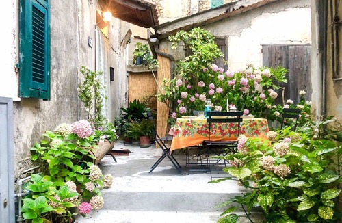 Boscomare Apartment | Nice apartment for 4 guests with TV and terrace