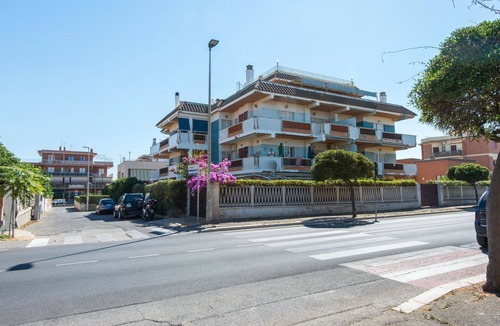 Torvaianica Apartment | Nice apartment for 4 people with WIFI, TV and terrace