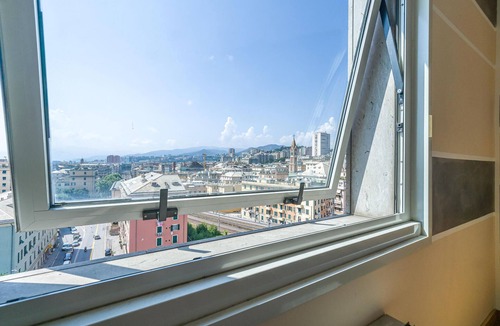 Genoa Apartment | Nice apartment in Genova with WiFi