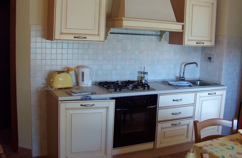 Casole d'Elsa House | Nice apartment in villa for 4 people with pool, WIFI, TV, patio and panoramic view