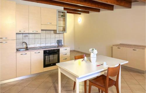 Lecce nei Marsi Apartment | Nice Apartment In Lecce Nei Marsi With Wifi