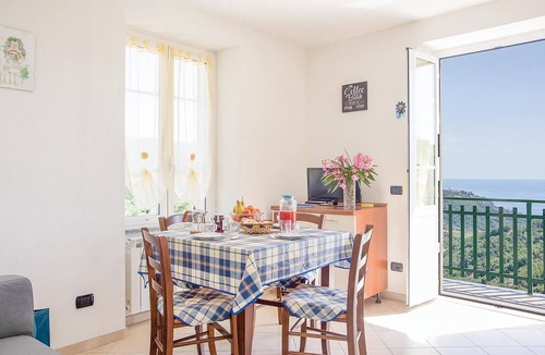 Moneglia Apartment | Nice apartment in Moneglia -GE-