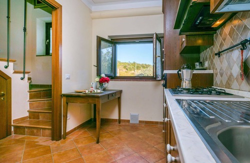 Rietine House | Nice apartment in villa for 6 guests with pool, WIFI, TV, terrace, pets allowed and panoramic view