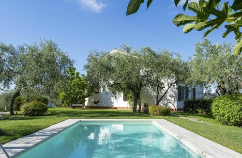 Monade Santa Lucia Villa | Nice apartment in villa with pool, WIFI, A/C, TV, patio, pets allowed and panoramic view