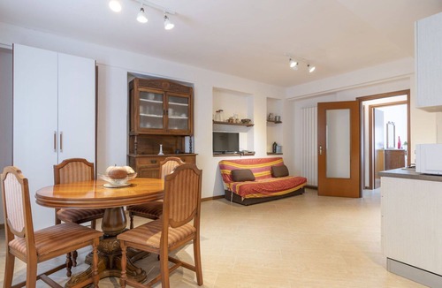 Desteglio Apartment | Nice apartment for 4 guests with WIFI, TV, balcony, pets allowed and panoramic view