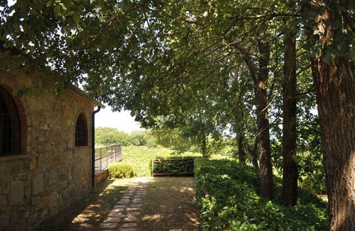 Tavarnelle Val di Pesa Apartment | Nice apartment with pool, WIFI, A/C, TV, pets allowed and panoramic view, close to Greve In Chia.