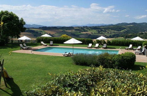 Montone House | Nice apartment with pool and beautiful garden