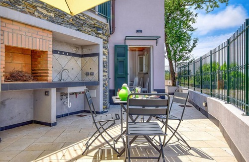 San Salvatore House | Nice home in Cogorno with ethernet internet