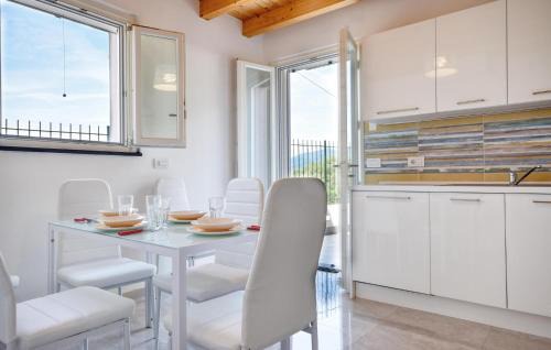 San Salvatore House | Nice Home In Cogorno With Ethernet Internet
