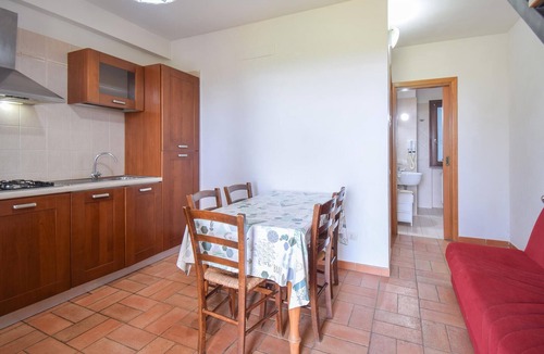 Pescia Romana House | Nice home in Pescia Romana with WiFi