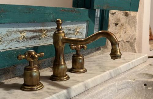 Terni House | Nido del Drago, the village's first historic residence