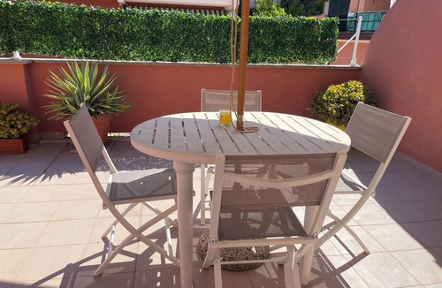 Borgo Antico Apartment | Nives Cosy Apt in the Center with terrace and A/C