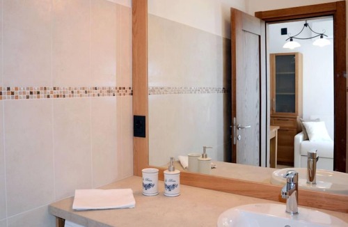 Savona Apartment | Noce (SBO103) by Interhome