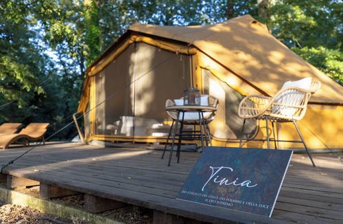 Manziana House | OAK glamping relax, TINIA Suite tent refined and cozy, in a magical forest