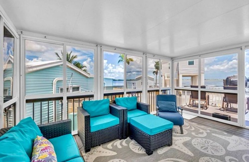 Cutthroat Harbor Estates Cottage | Ocean Breeze at Venture Out 537