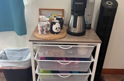 Peninsula Apartment | Ocean-Front Beach Studio Apartment On the Sand, kitchenette, Great wi-fi