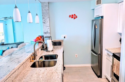 Tavernier Condo | Ocean Oasis at Ocean Pointe Key Largo Pool Jacuzzi Beach in a Safe Gated Resort