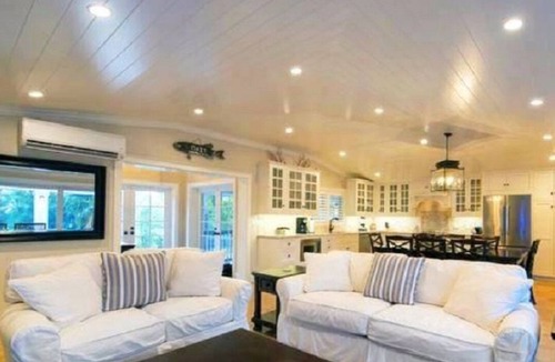 Key Largo House | Ocean Reef Club beautiful 4/4 home with island flair at 301 Caryfort, Villa Cay