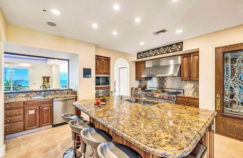 Islamorada Apartment | Ocean View Duplex Penthouse | Retreat amenities: tennis court, heated Pool | Vista Key One