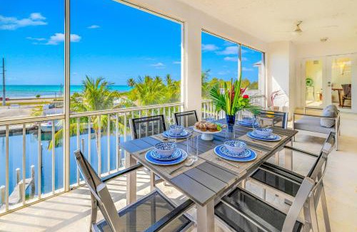 Islamorada Apartment | Ocean View Two Duplex Penthouses Retreat amenities: tennis court heated Pool Vista Key