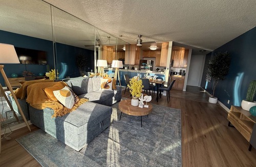 South Redondo Apartment | Oceanfront 1 BR Oasis w/Parking & Heated Pool