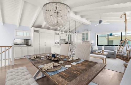 El Porto Apartment | Oceanview 2,200 SF Home | Steps to Beach | Gym