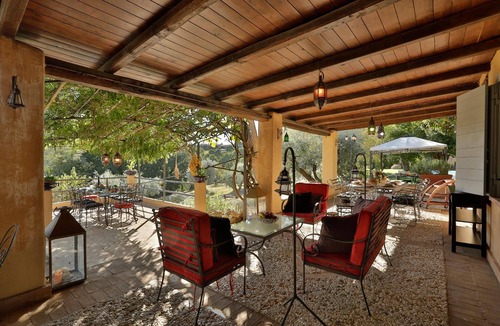 Morlupo House | Old Well House