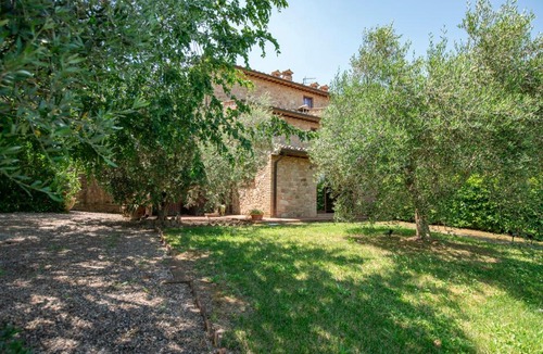 Volterra Apartment | Olive Harmony Villa