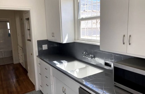 Clarkdale House | One Bed Cottage Near Culver City