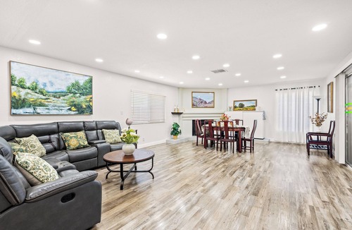 Rowland Heights Villa | One-Floor Villa/5BR3BA/Downtown/Los Angeles/Disney/New/57、60 Highway/Supermarket