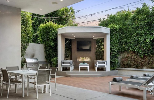 Beverly Grove Villa | Orlando - Stunning Modern WeHo Estate w/Pool & Cabana in Prime Los Angeles