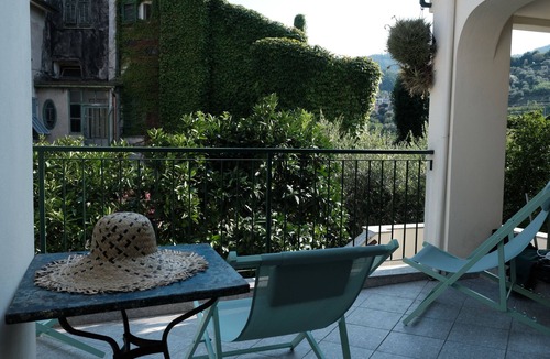 Calice Ligure Apartment | Outdoor expériences! THE SECRET GARDEN-MANDARANTHOUSE bike-friendly holidays home