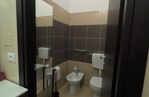 Coppito Apartment | P.T in front of hospital and university pole 5 minutes GDF student school