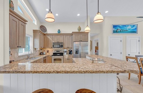 Marathon House | P82 - Sombrero Beach - 4 bedroom pool home with dock and private ramp.