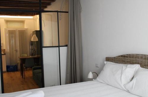 Isola Apartment | Paco Apartment
